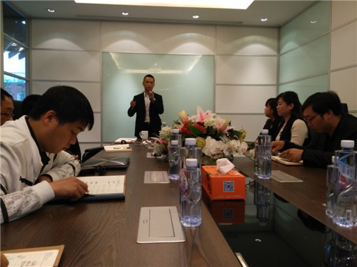 领导发言-胡总-草莓视频网站下载欧迪办公家具四月员工大会